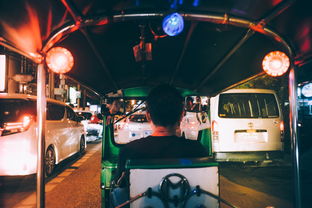 开云体育登录-《堡垒之夜》“未来光影”赛季，趣味创意无限！